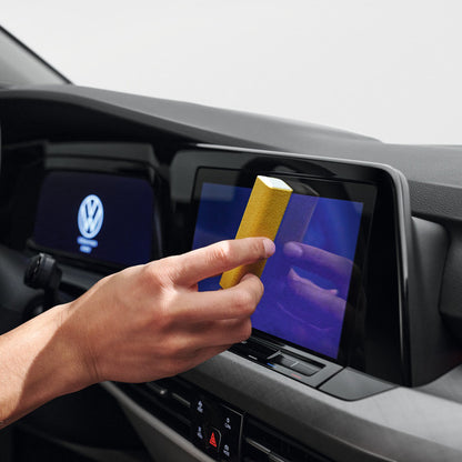 2-in-1 Infotainment Display Cleaner - Pink